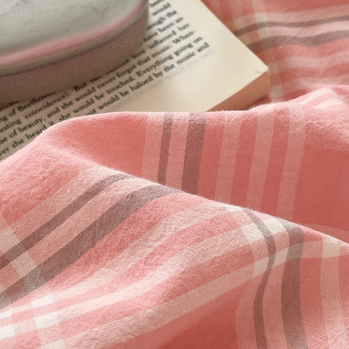 91家纺网 家纺一手货源 找家纺 ab家纺 2025新款40支色织a类全棉水洗棉四件套 富士格-粉