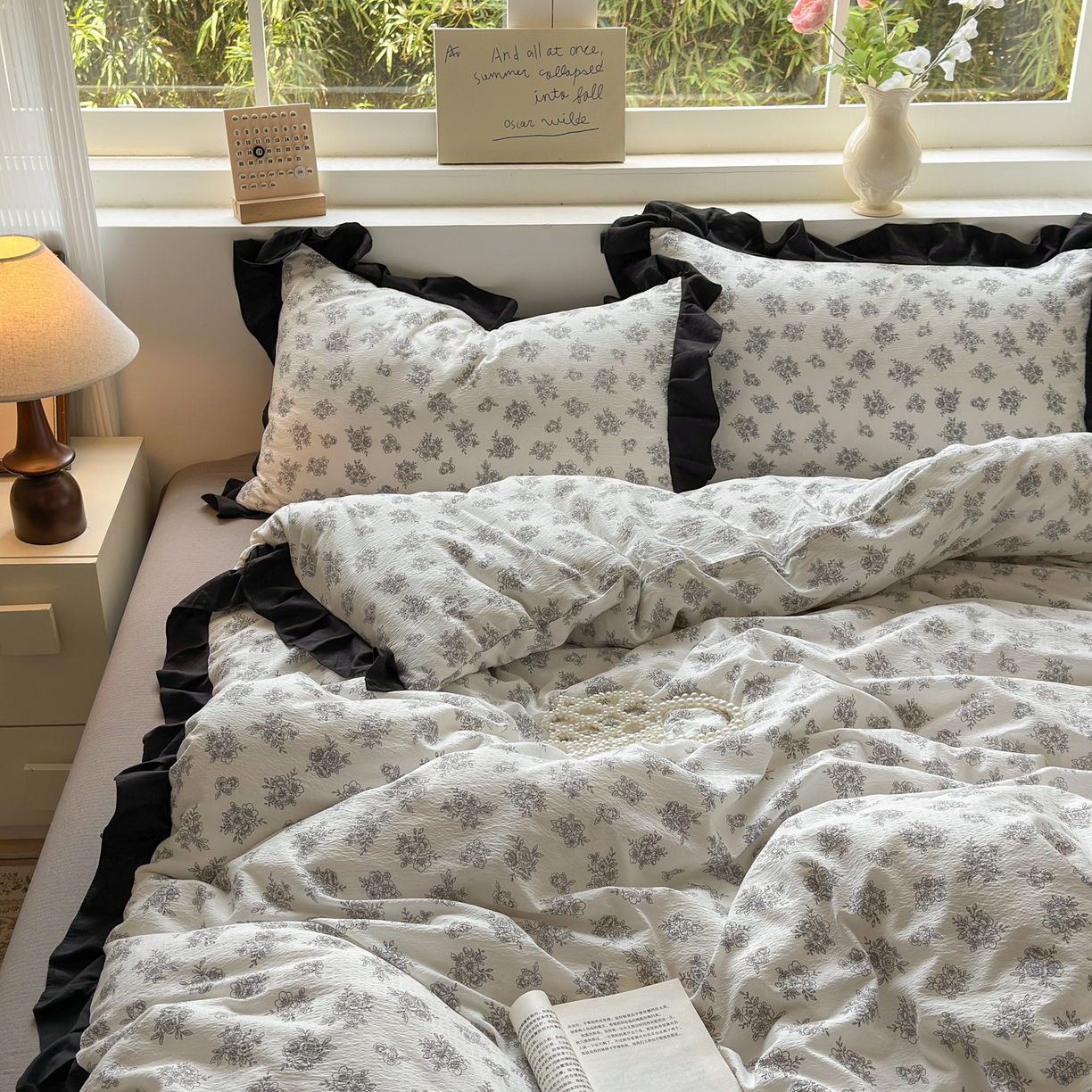 91家纺网 家纺一手货源 找家纺 （总）喜颜 2025新款云感提花皱皱棉爆款花边四件套-赫本风