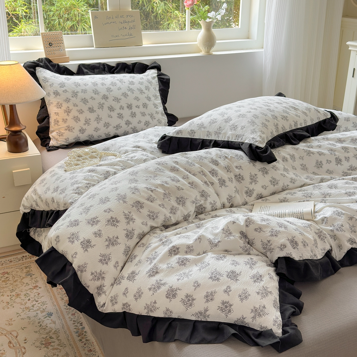 91家纺网 家纺一手货源 找家纺 喜颜 2025新款云感提花皱皱棉爆款花边四件套-赫本风 繁花