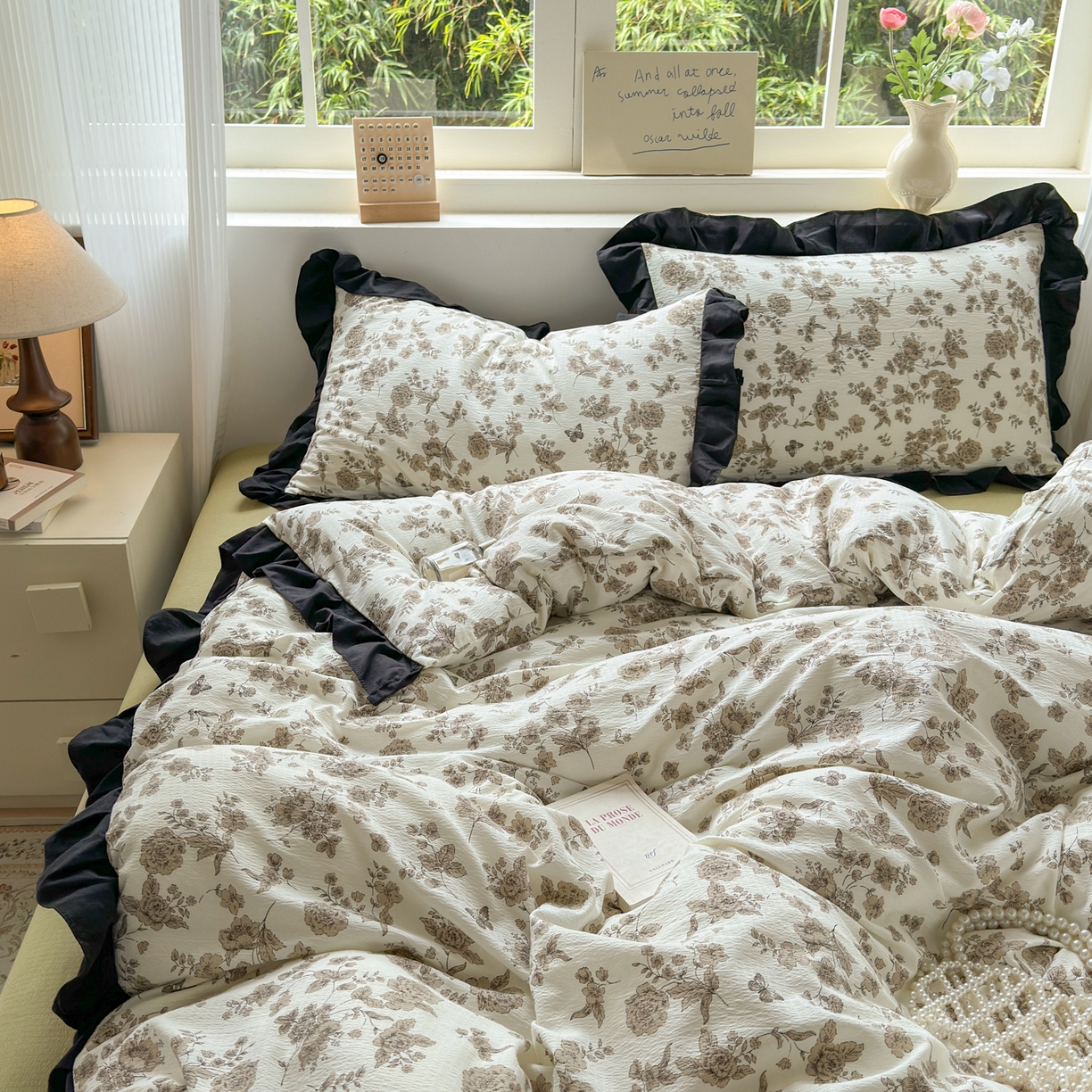 91家纺网 家纺一手货源 找家纺 喜颜 2025新款云感提花皱皱棉爆款花边四件套-赫本风 陌上花开