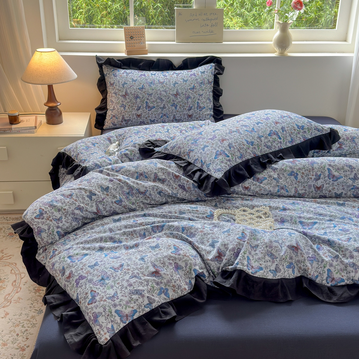 91家纺网 家纺一手货源 找家纺 喜颜 2025新款云感提花皱皱棉爆款花边四件套-赫本风 炫彩蝴蝶