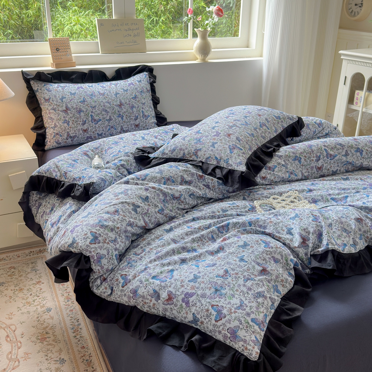 91家纺网 家纺一手货源 找家纺 喜颜 2025新款云感提花皱皱棉爆款花边四件套-赫本风 炫彩蝴蝶