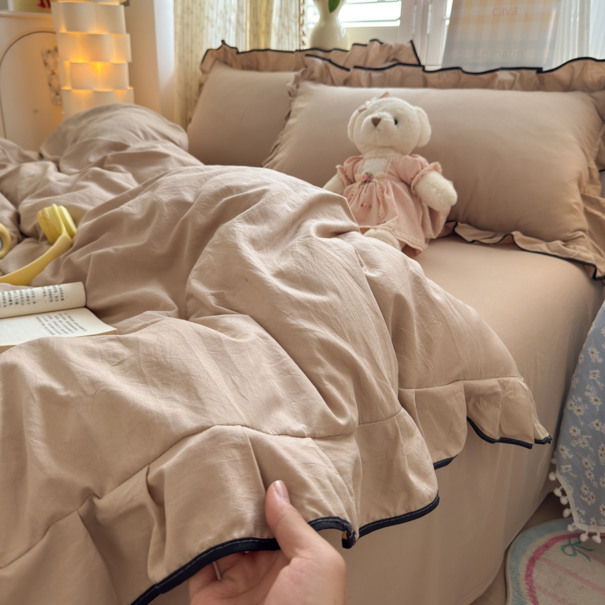 91家纺网 家纺一手货源 找家纺 （总）喜颜 2025新款爆款超柔水洗糯糯棉花边四件套学生宿舍单人三件套