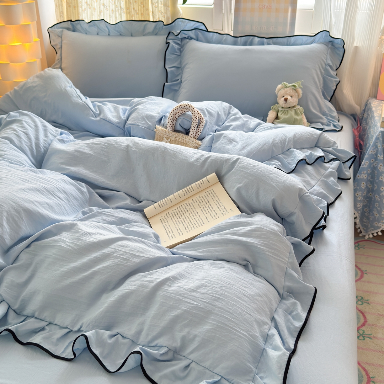 91家纺网 家纺一手货源 找家纺 喜颜 2025新款爆款超柔水洗糯糯棉花边四件套学生宿舍单人三件套 柔雾蓝-花边款