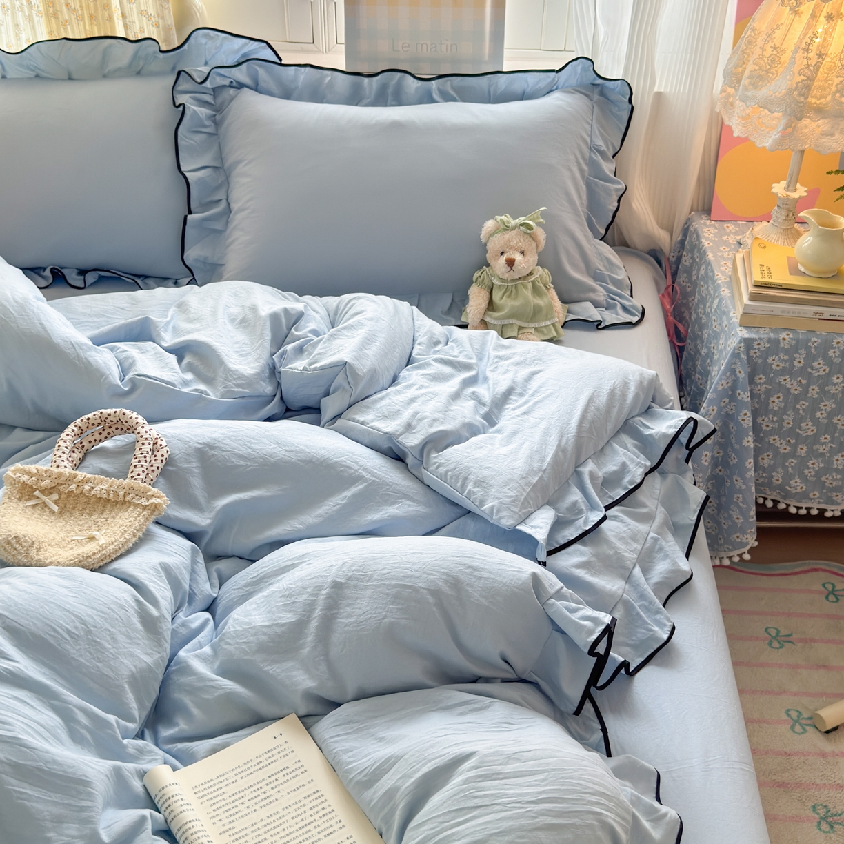 91家纺网 家纺一手货源 找家纺 喜颜 2025新款爆款超柔水洗糯糯棉花边四件套学生宿舍单人三件套 柔雾蓝-花边款