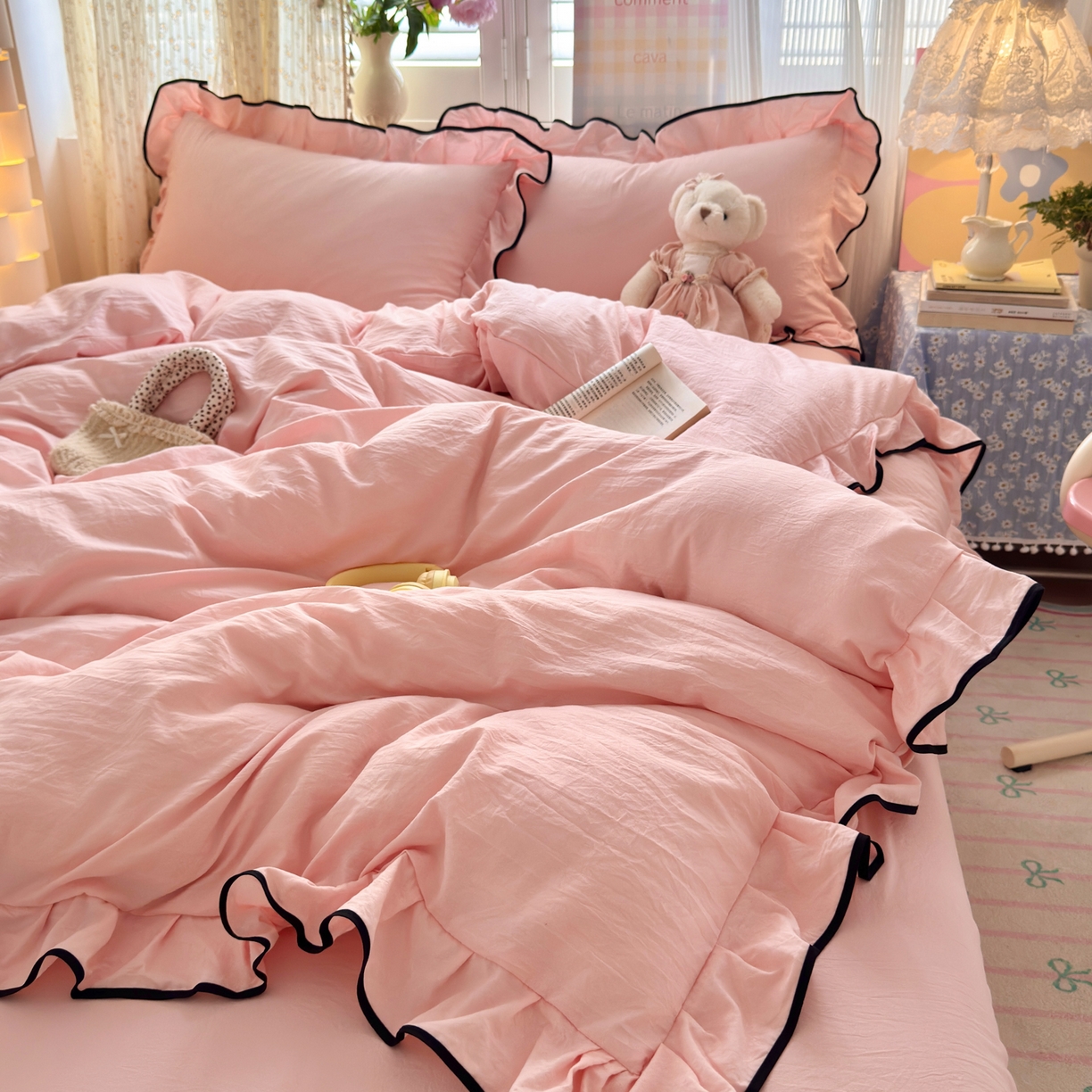 91家纺网 家纺一手货源 找家纺 喜颜 2025新款爆款超柔水洗糯糯棉花边四件套学生宿舍单人三件套 仙女粉-花边款