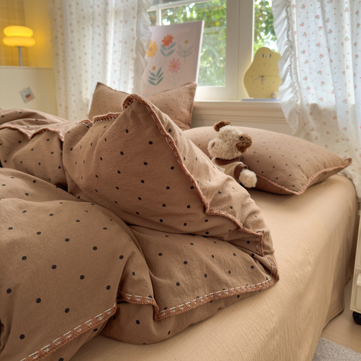 91家纺网 家纺一手货源 找家纺 （总）喜颜 2025新款云感提花双层纱爆款贝壳边四件套