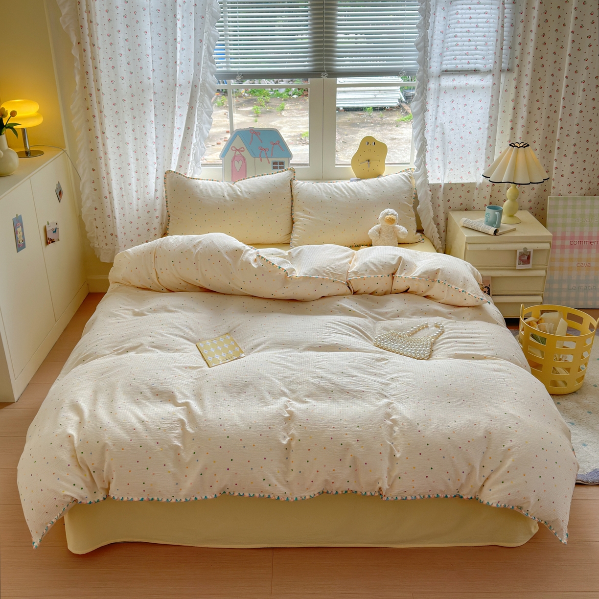 91家纺网 家纺一手货源 找家纺 （总）喜颜 2025新款云感提花双层纱爆款贝壳边四件套