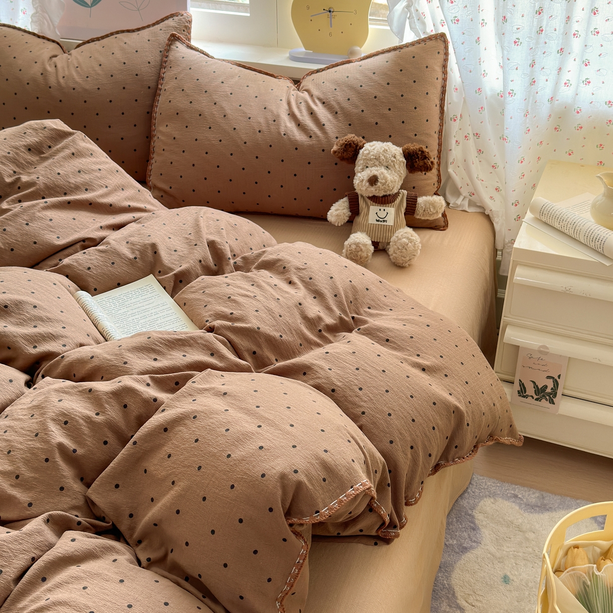 91家纺网 家纺一手货源 找家纺 喜颜 2025新款云感提花双层纱爆款贝壳边四件套 贝壳边-波点咖