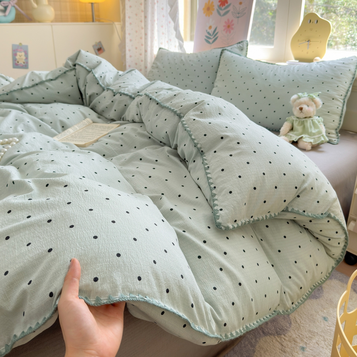 91家纺网 家纺一手货源 找家纺 喜颜 2025新款云感提花双层纱爆款贝壳边四件套 贝壳边-波点蓝