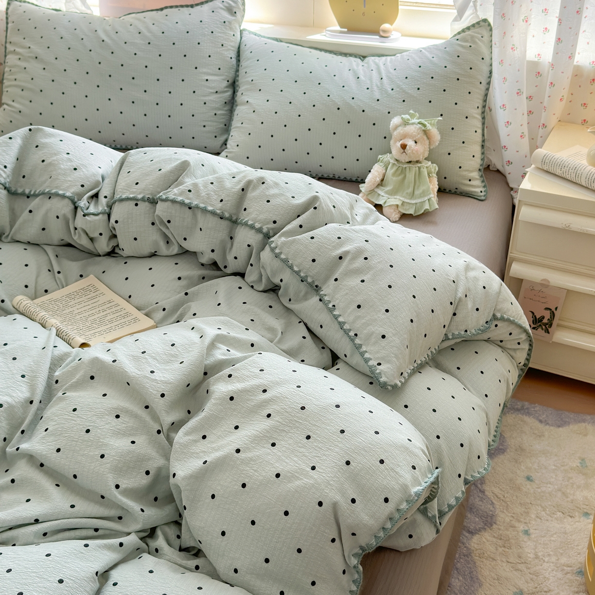 91家纺网 家纺一手货源 找家纺 喜颜 2025新款云感提花双层纱爆款贝壳边四件套 贝壳边-波点蓝