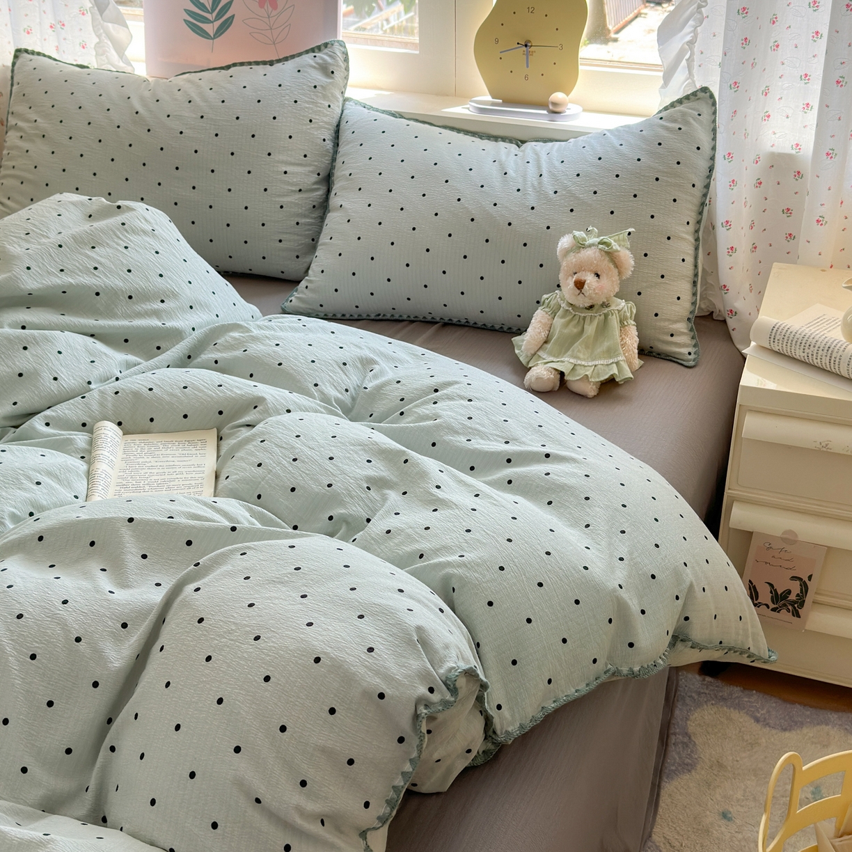 91家纺网 家纺一手货源 找家纺 喜颜 2025新款云感提花双层纱爆款贝壳边四件套 贝壳边-波点蓝