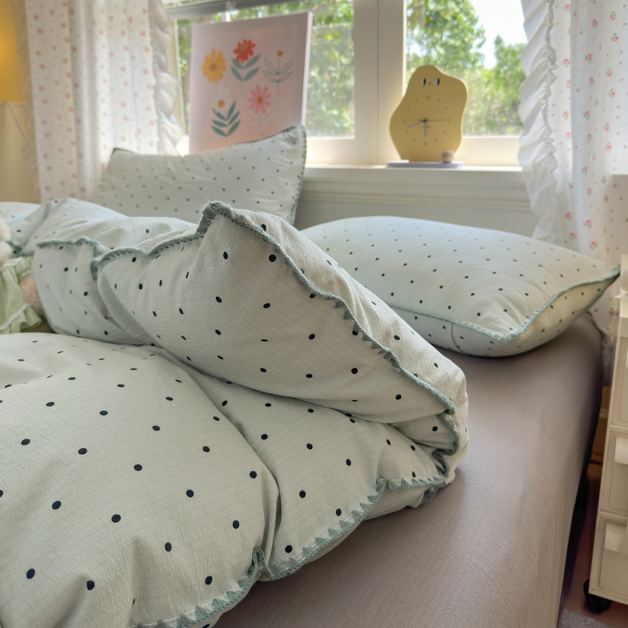 91家纺网 家纺一手货源 找家纺 喜颜 2025新款云感提花双层纱爆款贝壳边四件套 贝壳边-波点蓝