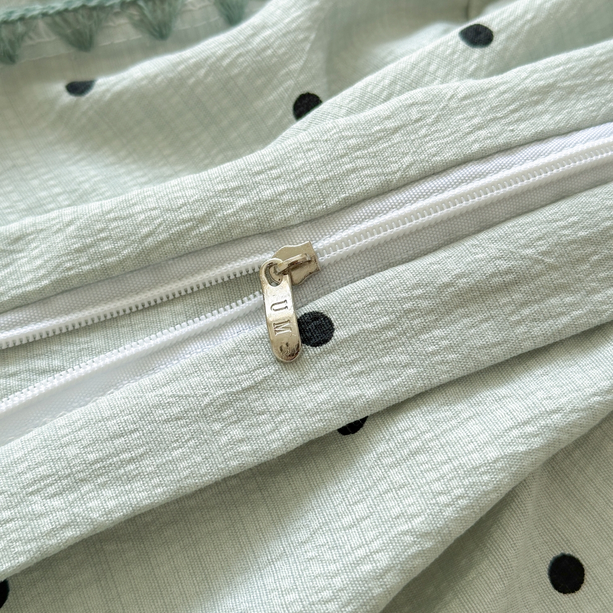 91家纺网 家纺一手货源 找家纺 喜颜 2025新款云感提花双层纱爆款贝壳边四件套 贝壳边-波点蓝