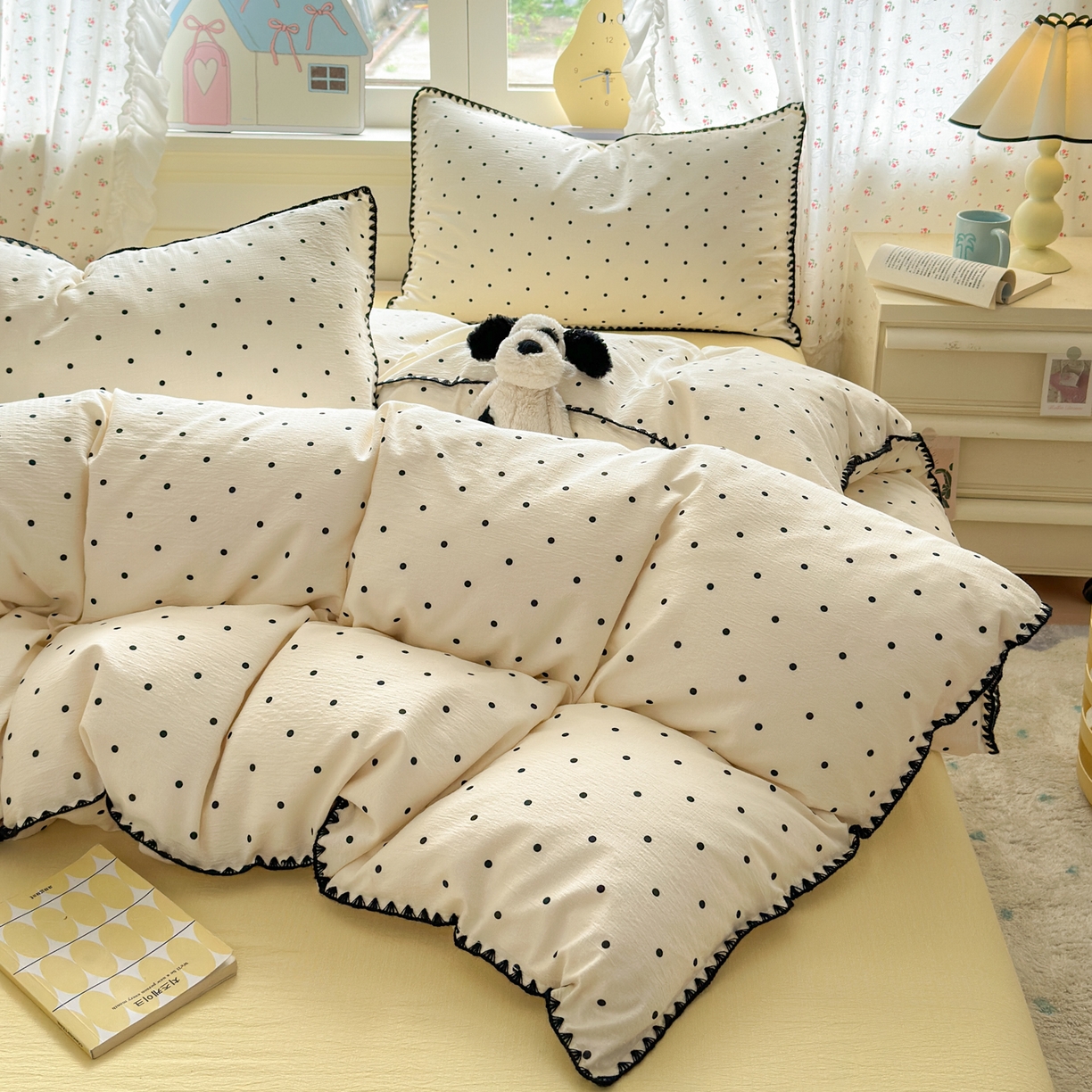 91家纺网 家纺一手货源 找家纺 喜颜 2025新款云感提花双层纱爆款贝壳边四件套 贝壳边-波点奶黄