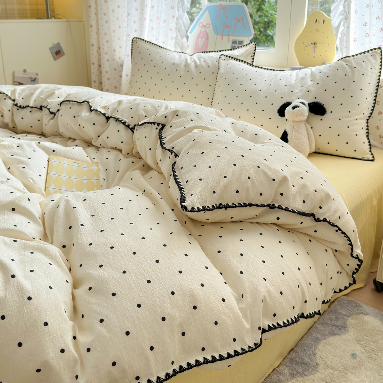 91家纺网 家纺一手货源 找家纺 喜颜 2025新款云感提花双层纱爆款贝壳边四件套 贝壳边-波点奶黄