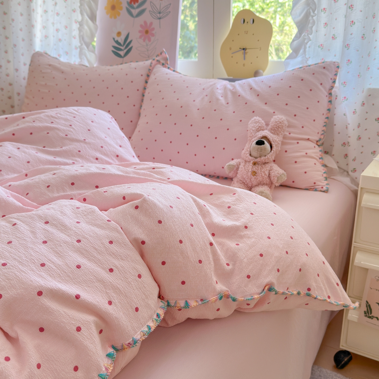 91家纺网 家纺一手货源 找家纺 喜颜 2025新款云感提花双层纱爆款贝壳边四件套 贝壳边-波点浅粉