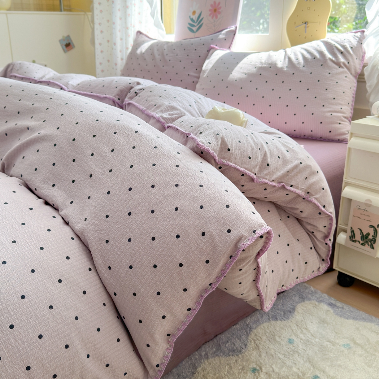 91家纺网 家纺一手货源 找家纺 喜颜 2025新款云感提花双层纱爆款贝壳边四件套 贝壳边-波点浅紫