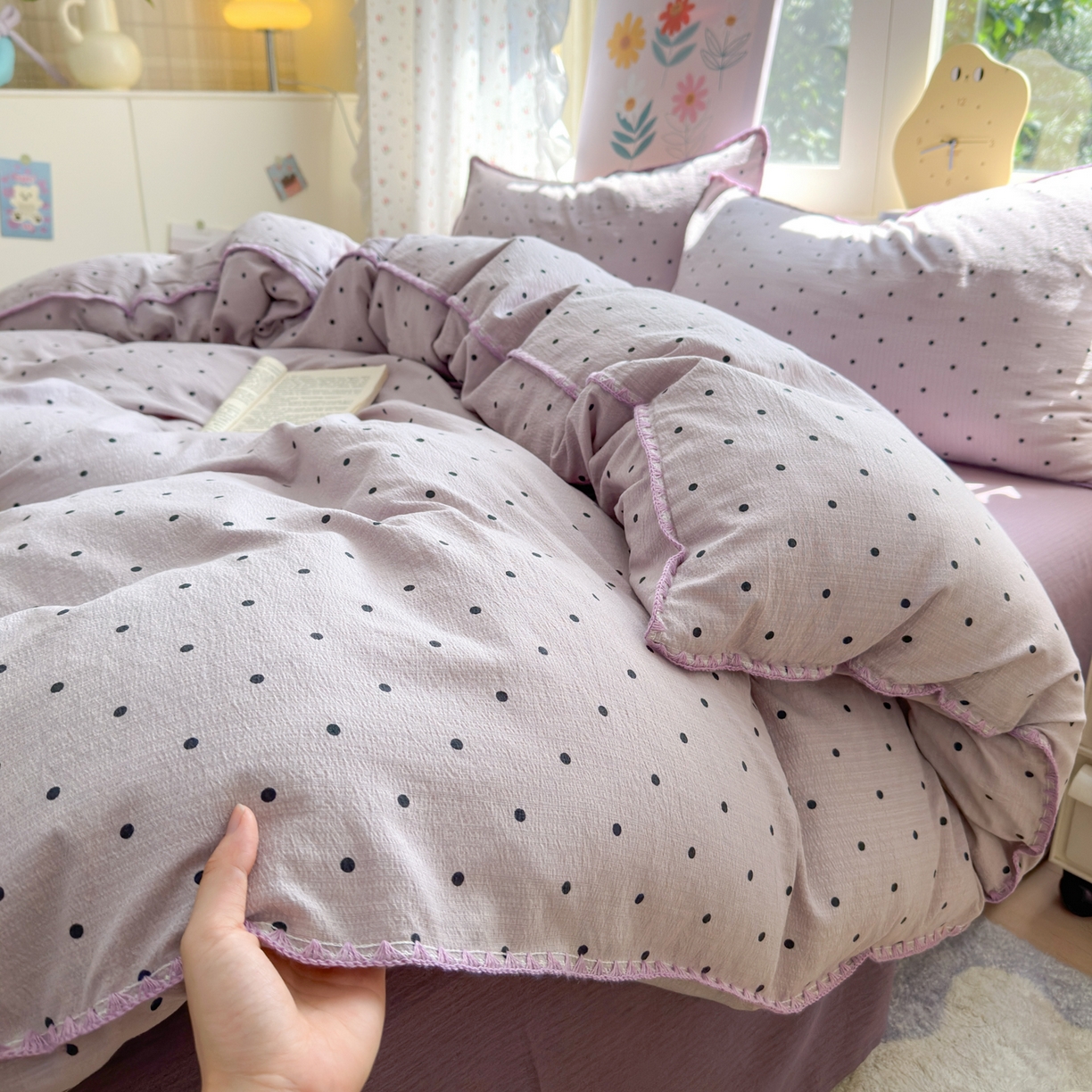 91家纺网 家纺一手货源 找家纺 喜颜 2025新款云感提花双层纱爆款贝壳边四件套 贝壳边-波点浅紫
