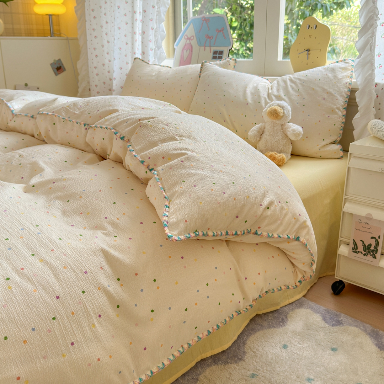 91家纺网 家纺一手货源 找家纺 喜颜 2025新款云感提花双层纱爆款贝壳边四件套 贝壳边-波点炫彩