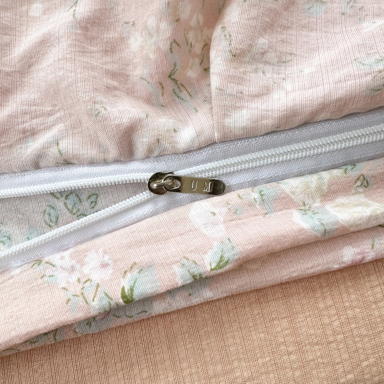 91家纺网 家纺一手货源 找家纺 （总）喜颜 2025新款爆款云感提花双层纱木棉花边四件套