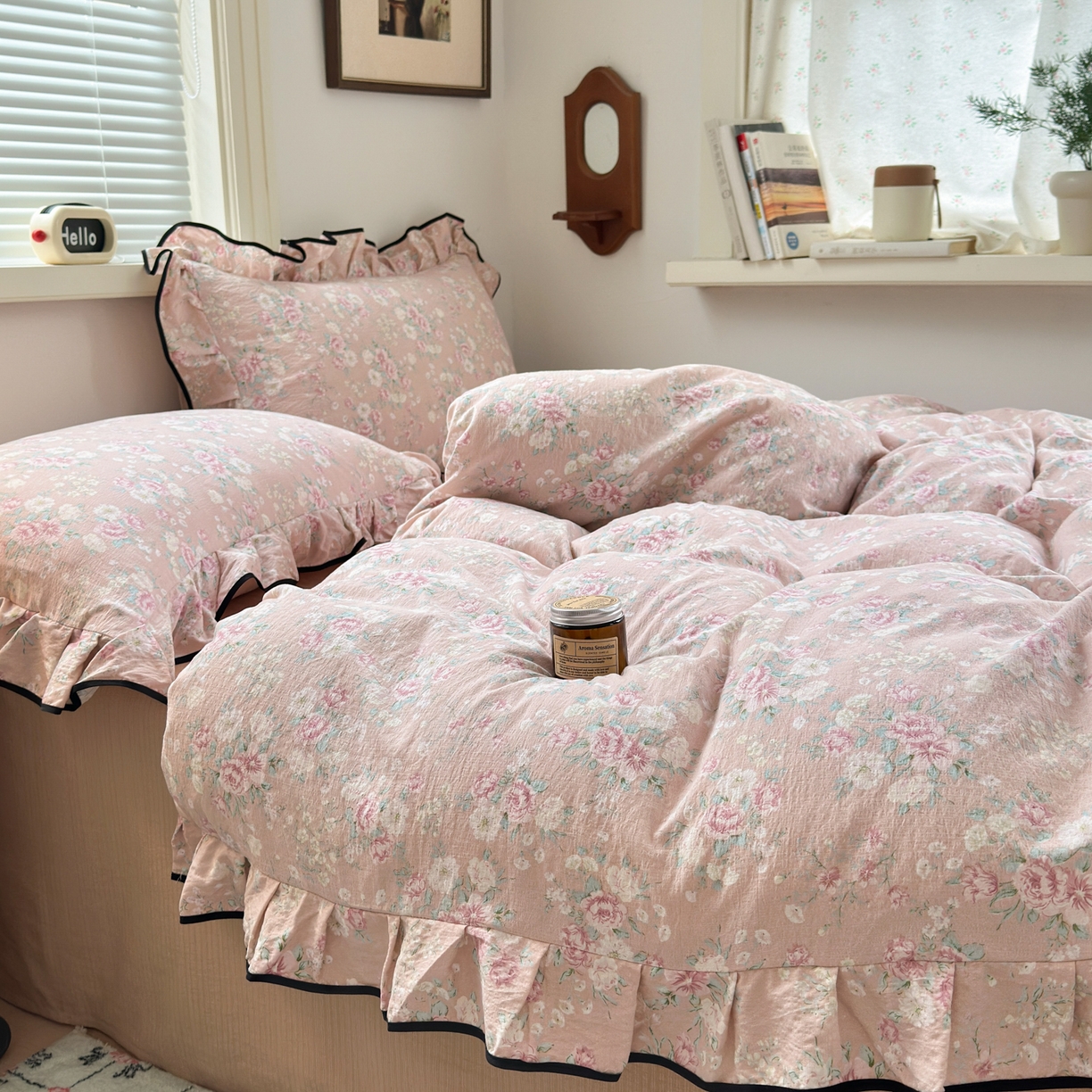 91家纺网 家纺一手货源 找家纺 （总）喜颜 2025新款爆款云感提花双层纱木棉花边四件套