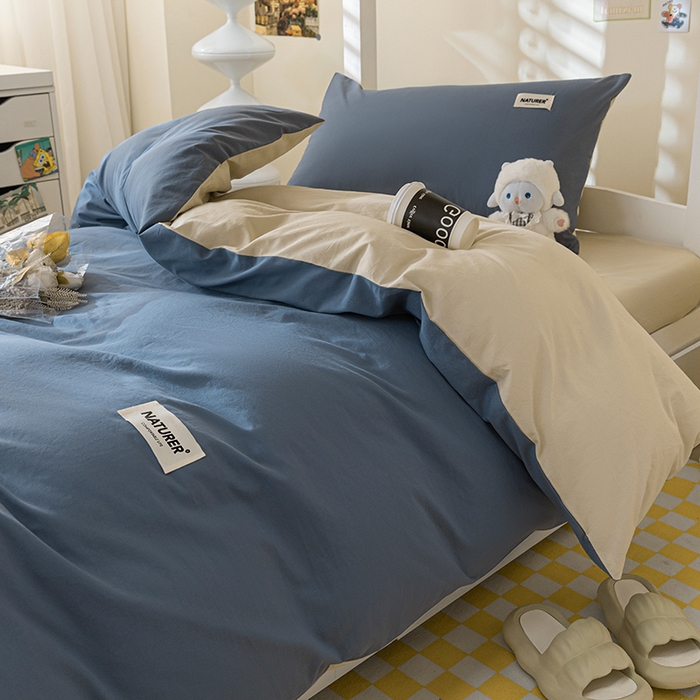 91家纺网 家纺一手货源 找家纺 佳汐蓝家纺 2025新款A类全棉水洗棉学生三件套 贴标-宾利蓝+奶茶