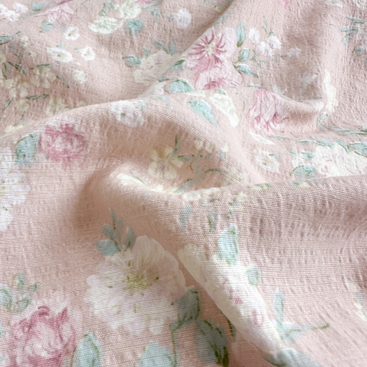 91家纺网 家纺一手货源 找家纺 喜颜 2025新款爆款云感提花双层纱木棉花边四件套 春风十里