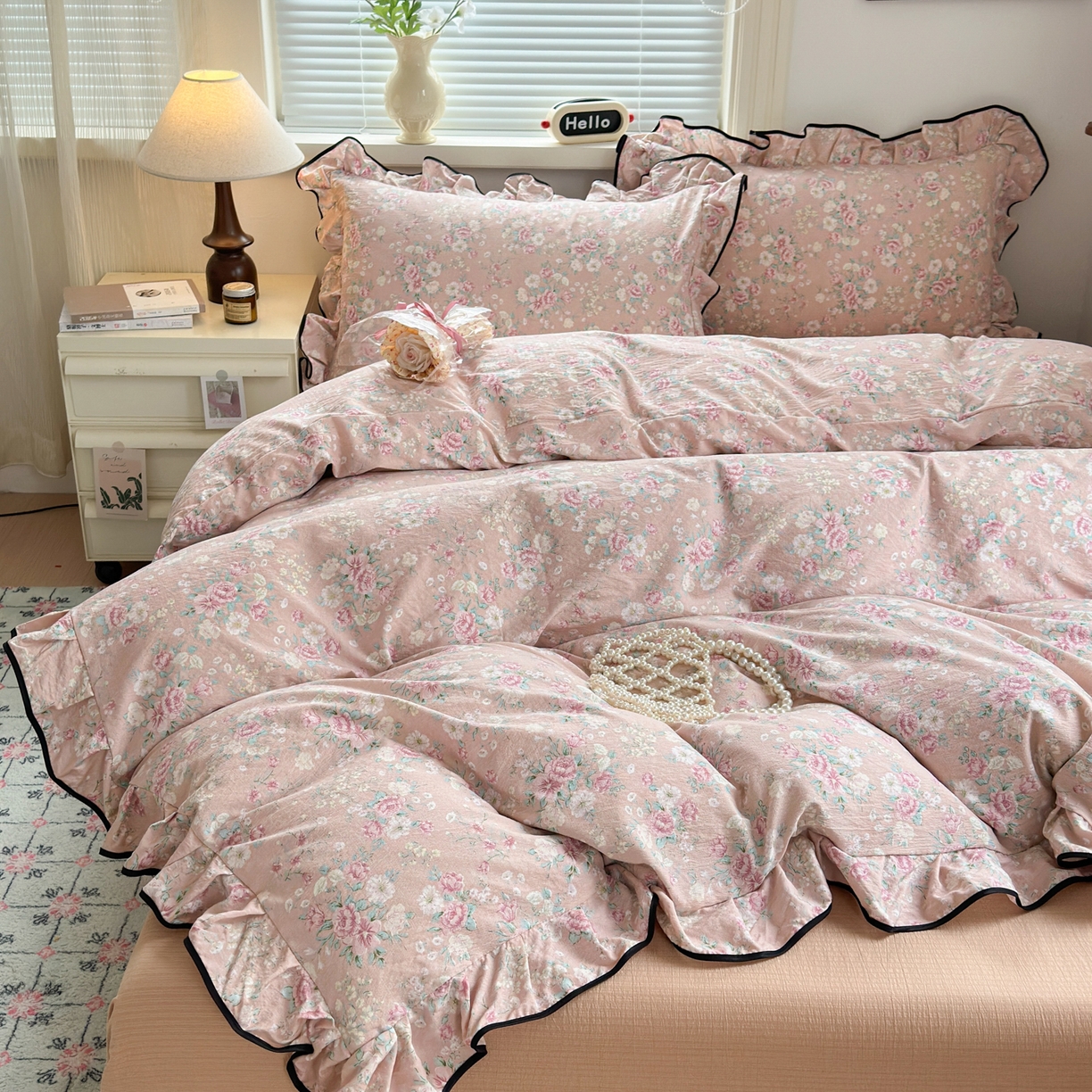 91家纺网 家纺一手货源 找家纺 喜颜 2025新款爆款云感提花双层纱木棉花边四件套 春风十里