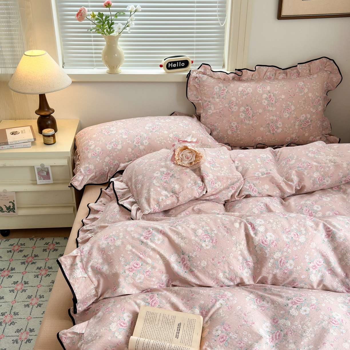 91家纺网 家纺一手货源 找家纺 喜颜 2025新款爆款云感提花双层纱木棉花边四件套 春风十里