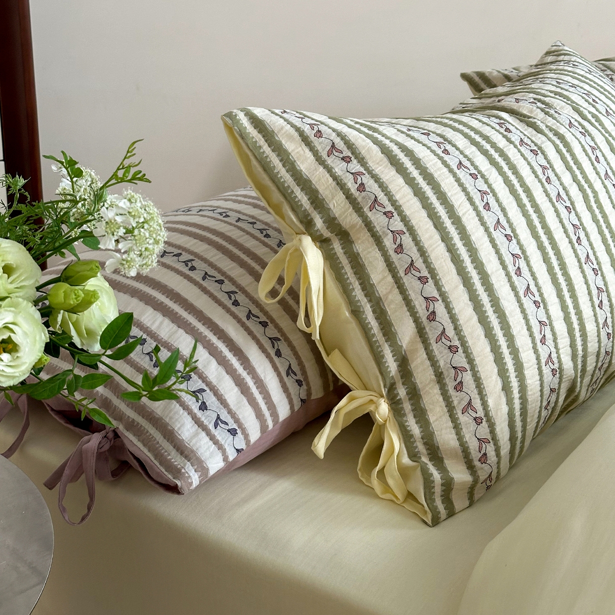 91家纺网 家纺一手货源 找家纺 圆岛家纺 2025新款清新全棉色织三层纱提花四件套 麻绿