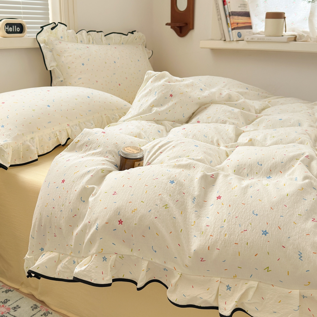 91家纺网 家纺一手货源 找家纺 喜颜 2025新款爆款云感提花双层纱木棉花边四件套 奶酪星星