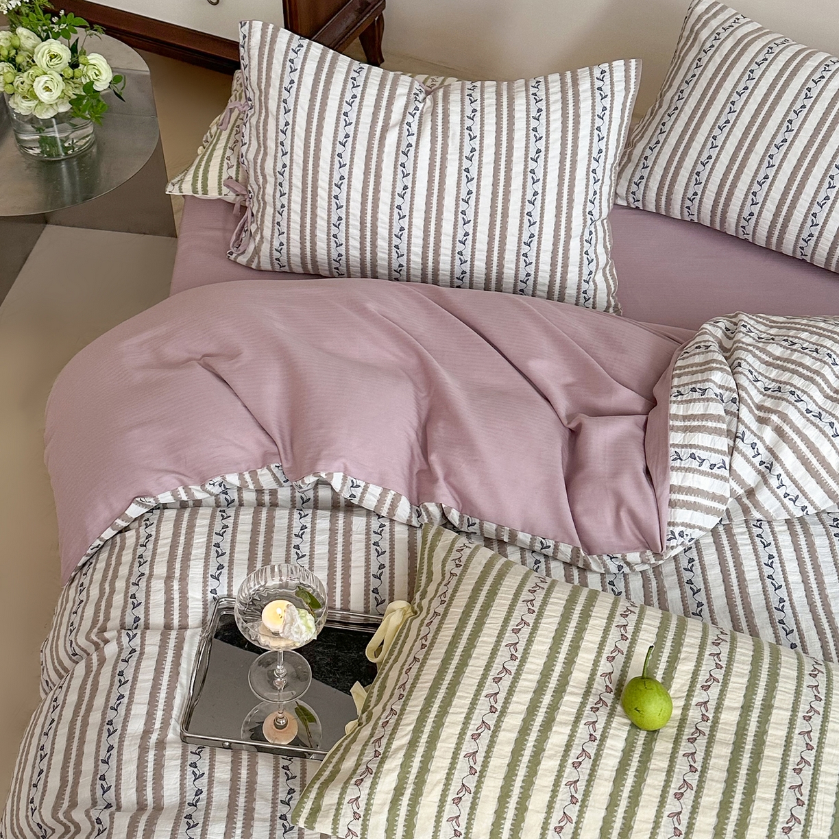 91家纺网 家纺一手货源 找家纺 圆岛家纺 2025新款清新全棉色织三层纱提花四件套 烟紫