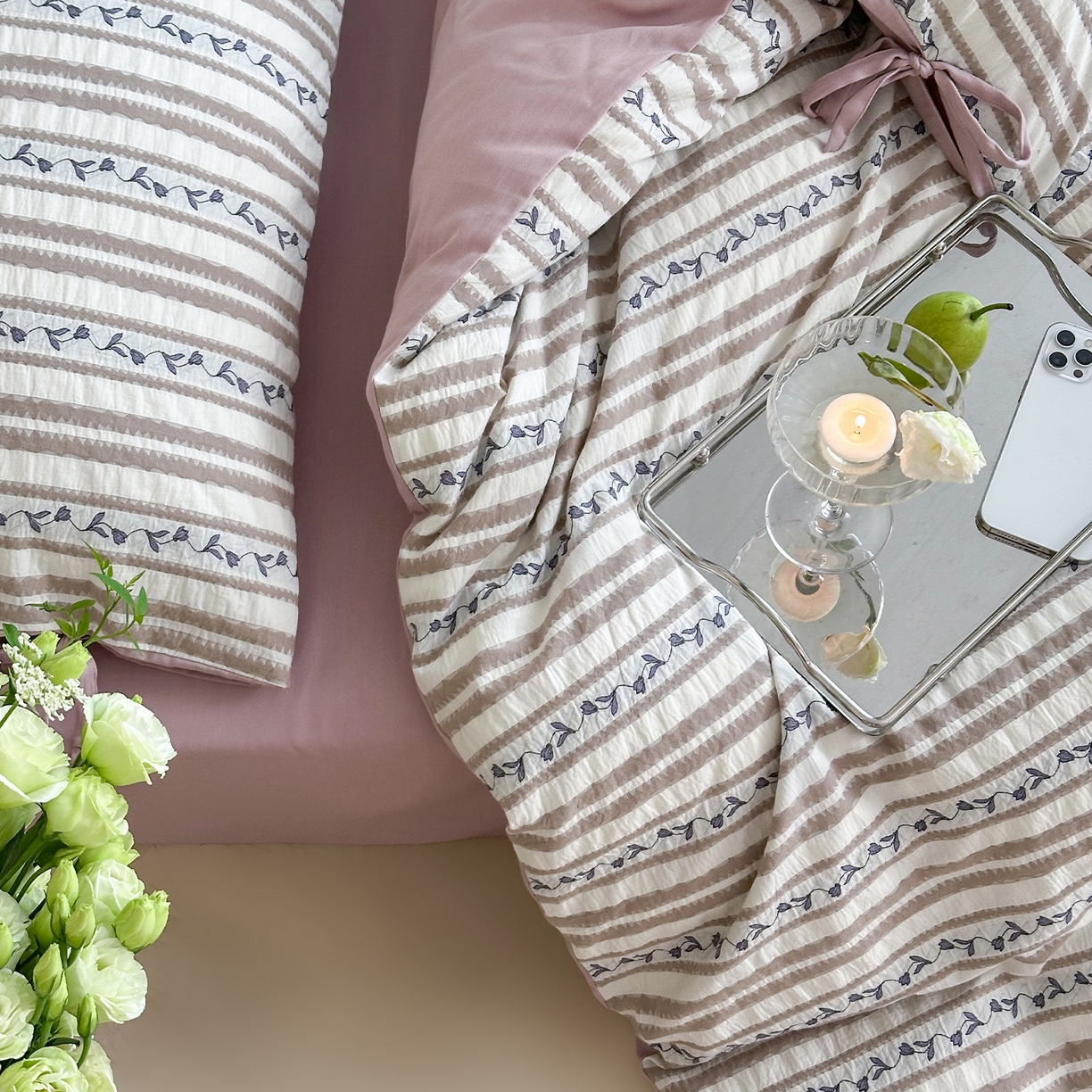 91家纺网 家纺一手货源 找家纺 圆岛家纺 2025新款清新全棉色织三层纱提花四件套 烟紫