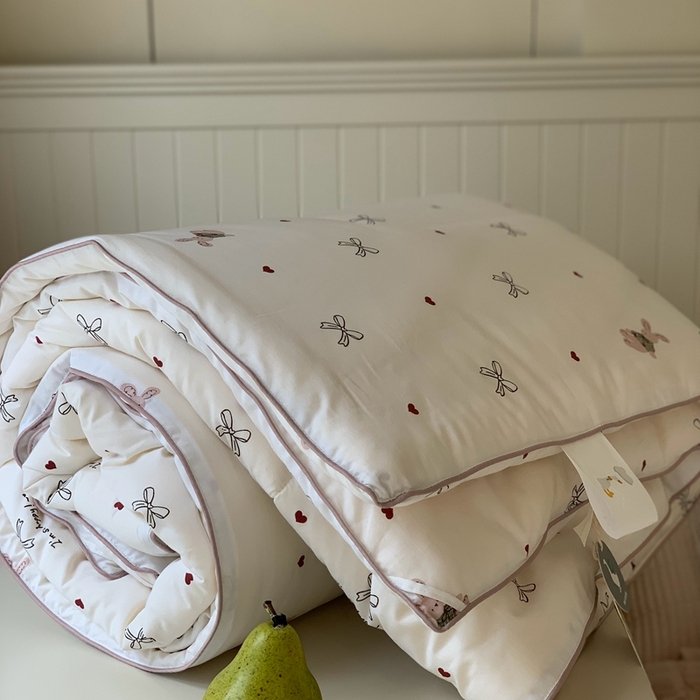 91家纺网 家纺一手货源 找家纺 汇庭2025秋冬新款全棉大豆被 爱心兔白