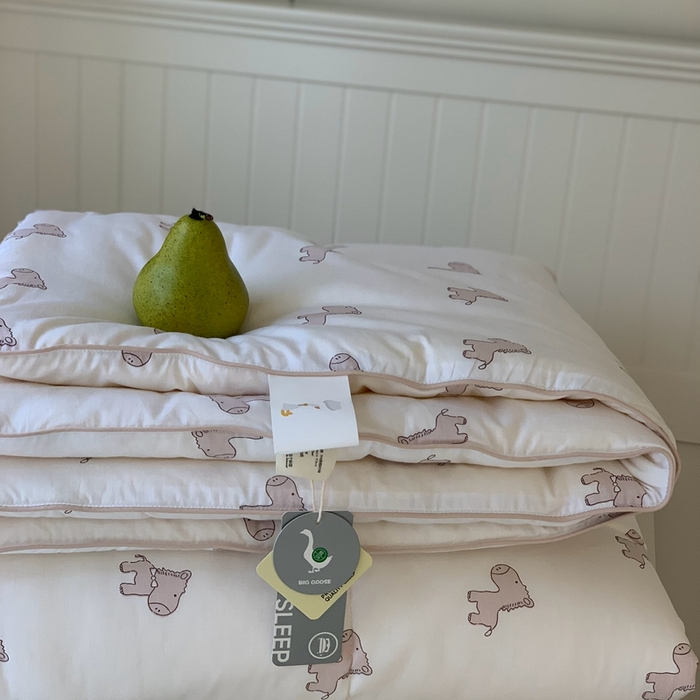 91家纺网 家纺一手货源 找家纺 汇庭2025秋冬新款全棉大豆被 宝莉小马白