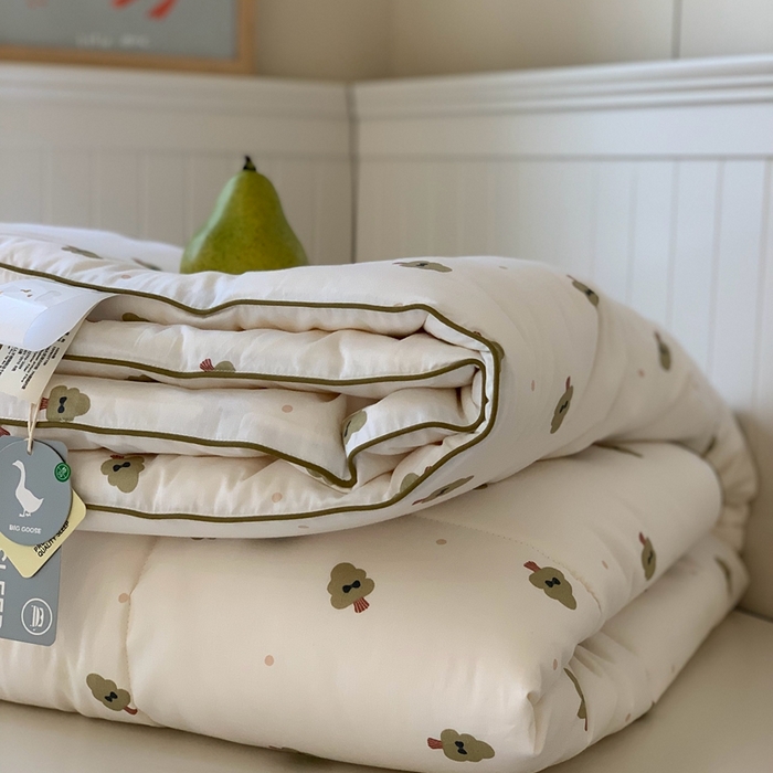 91家纺网 家纺一手货源 找家纺 汇庭2025秋冬新款全棉大豆被 绿森林白