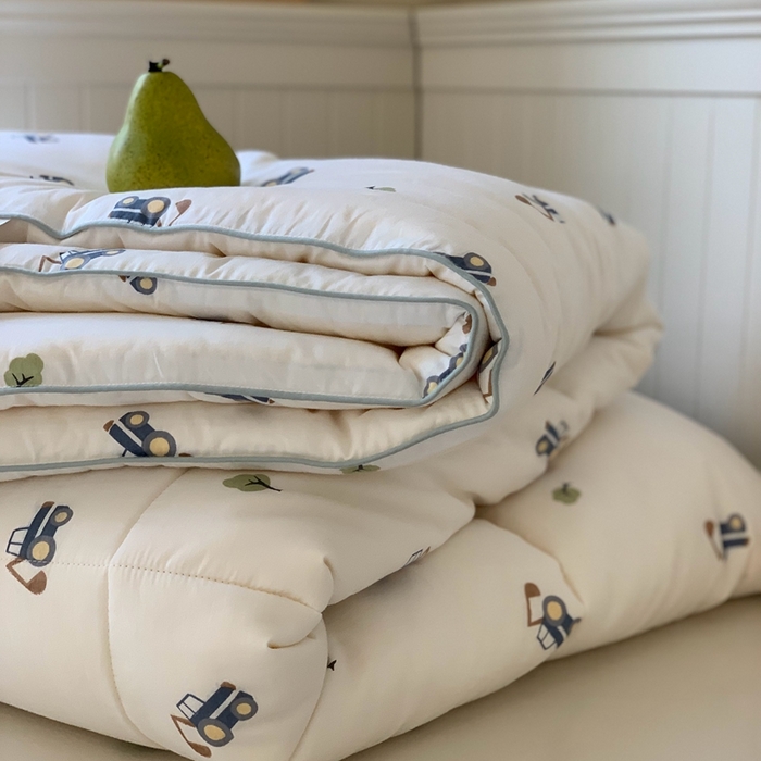 91家纺网 家纺一手货源 找家纺 汇庭2025秋冬新款全棉大豆被 挖掘分队白