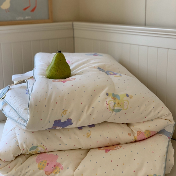 91家纺网 家纺一手货源 找家纺 汇庭2025秋冬新款全棉大豆被 炫彩象白