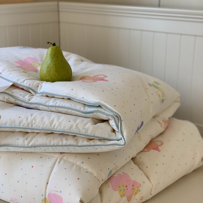 91家纺网 家纺一手货源 找家纺 汇庭2025秋冬新款全棉大豆被 炫彩象白