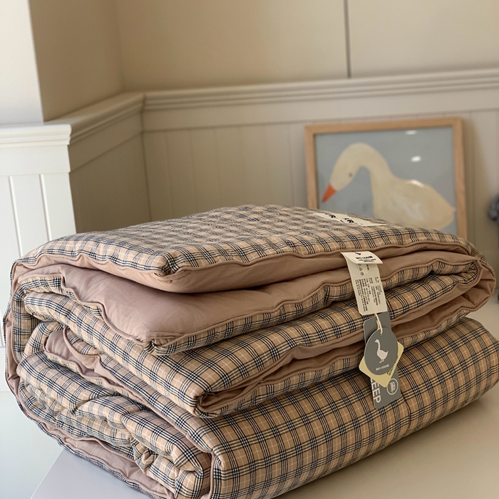 91家纺网 家纺一手货源 找家纺 汇庭2025新款·良品两件套（学生季春秋） 床盖·良品焦糖（春秋·黑巧咖