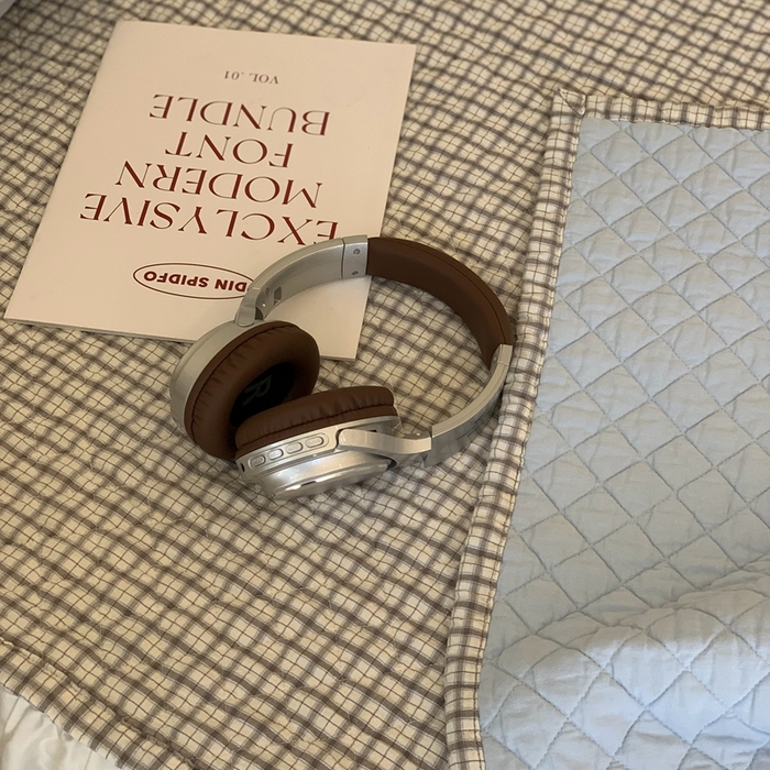 91家纺网 家纺一手货源 找家纺 汇庭2025新款·良品两件套（学生季春秋） 床盖·良品蓝莓（春秋·苏格兰灰