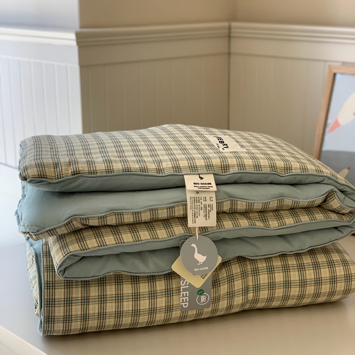 91家纺网 家纺一手货源 找家纺 汇庭2025新款·良品两件套（学生季春秋） 床盖·良品抹茶（春秋·苏格兰绿