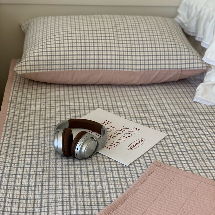 91家纺网 家纺一手货源 找家纺 汇庭2025新款·良品两件套（学生季春秋） 床盖·良品奶茶（春秋·苏格兰粉