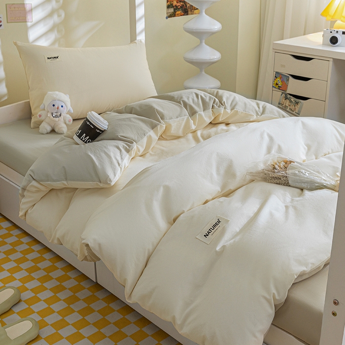 91家纺网 家纺一手货源 找家纺 佳汐蓝家纺 2025新款A类全棉水洗棉学生三件套 贴标-奶昔白+奶茶