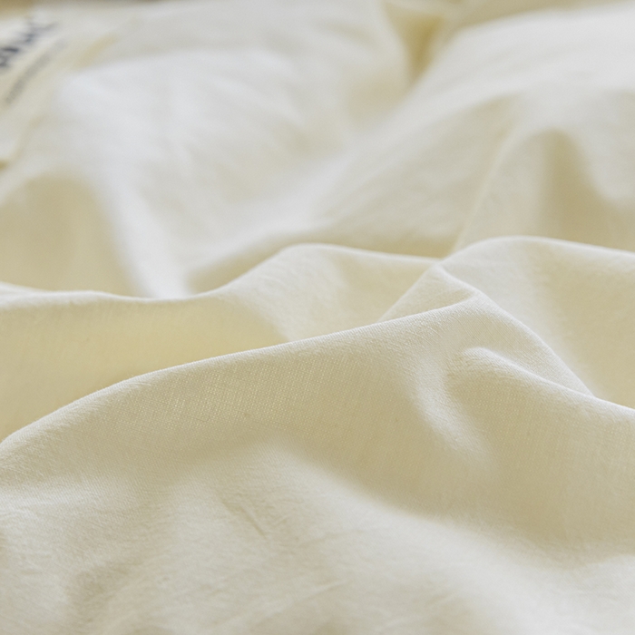 91家纺网 家纺一手货源 找家纺 佳汐蓝家纺 2025新款A类全棉水洗棉学生三件套 贴标-奶昔白+奶茶