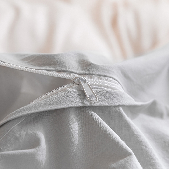 91家纺网 家纺一手货源 找家纺 佳汐蓝家纺 2025新款A类全棉水洗棉学生三件套 贴标-奶油粉+山灰