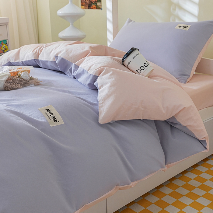 91家纺网 家纺一手货源 找家纺 佳汐蓝家纺 2025新款A类全棉水洗棉学生三件套 贴标-浅紫+奶油粉