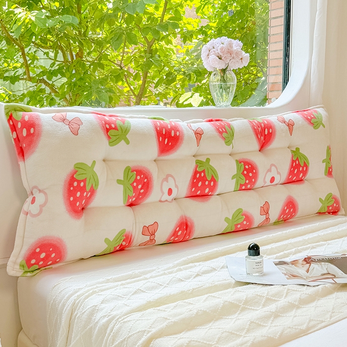 91家纺网 家纺一手货源 找家纺 （总）碧尔 2025新款可爱儿童床头靠垫学生卧室客厅沙发飘窗榻榻米软包靠背床上靠枕双排扣直条机械钉扣牛奶绒