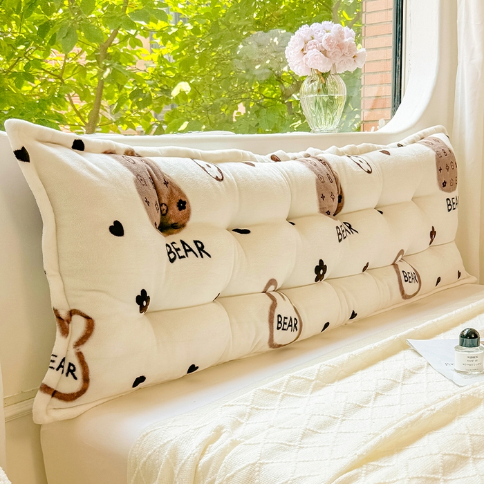 碧尔 2025新款可爱儿童床头靠垫学生卧室客厅沙发飘窗榻榻米软包靠背床上靠枕双排扣直条机械钉扣牛奶绒 棕色小熊